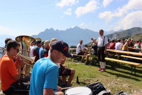 383783329 295521706528562 32277390615764061 n